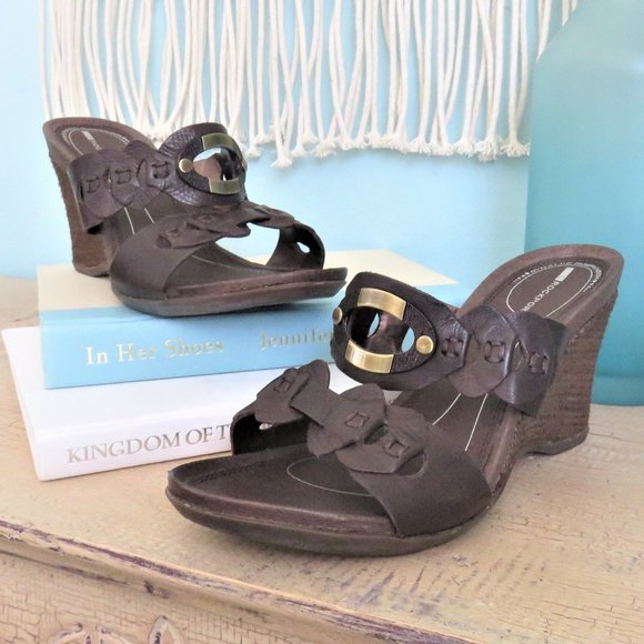 Brown Leather Wedge Summer Sandals by Rockport with Dynamic Suspension..…225 - Picture 1 of 9